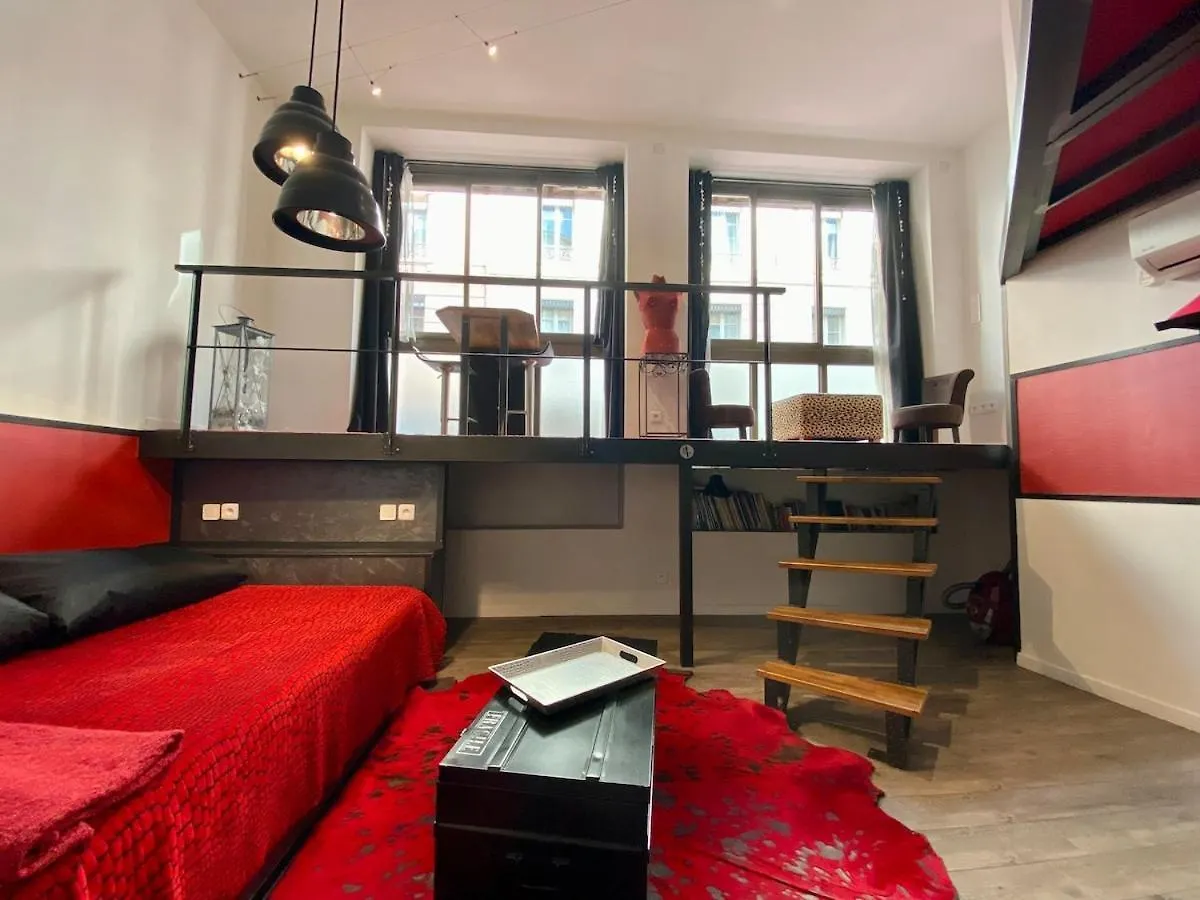 アパート リヨンLe Loft Des Charmettesアパートメント